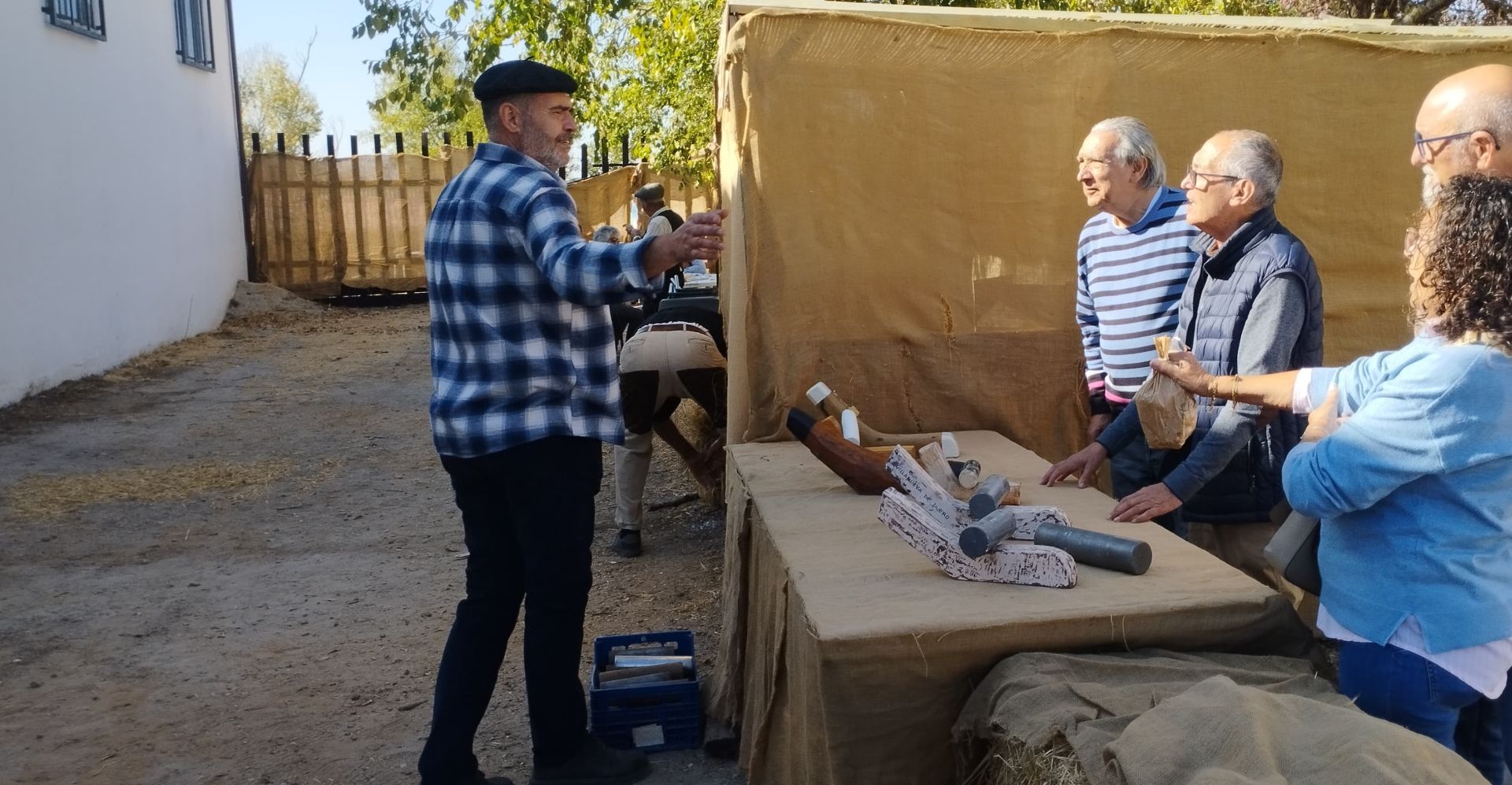 Las imágenes de la XIX Feria de Oficios Aldeanueva