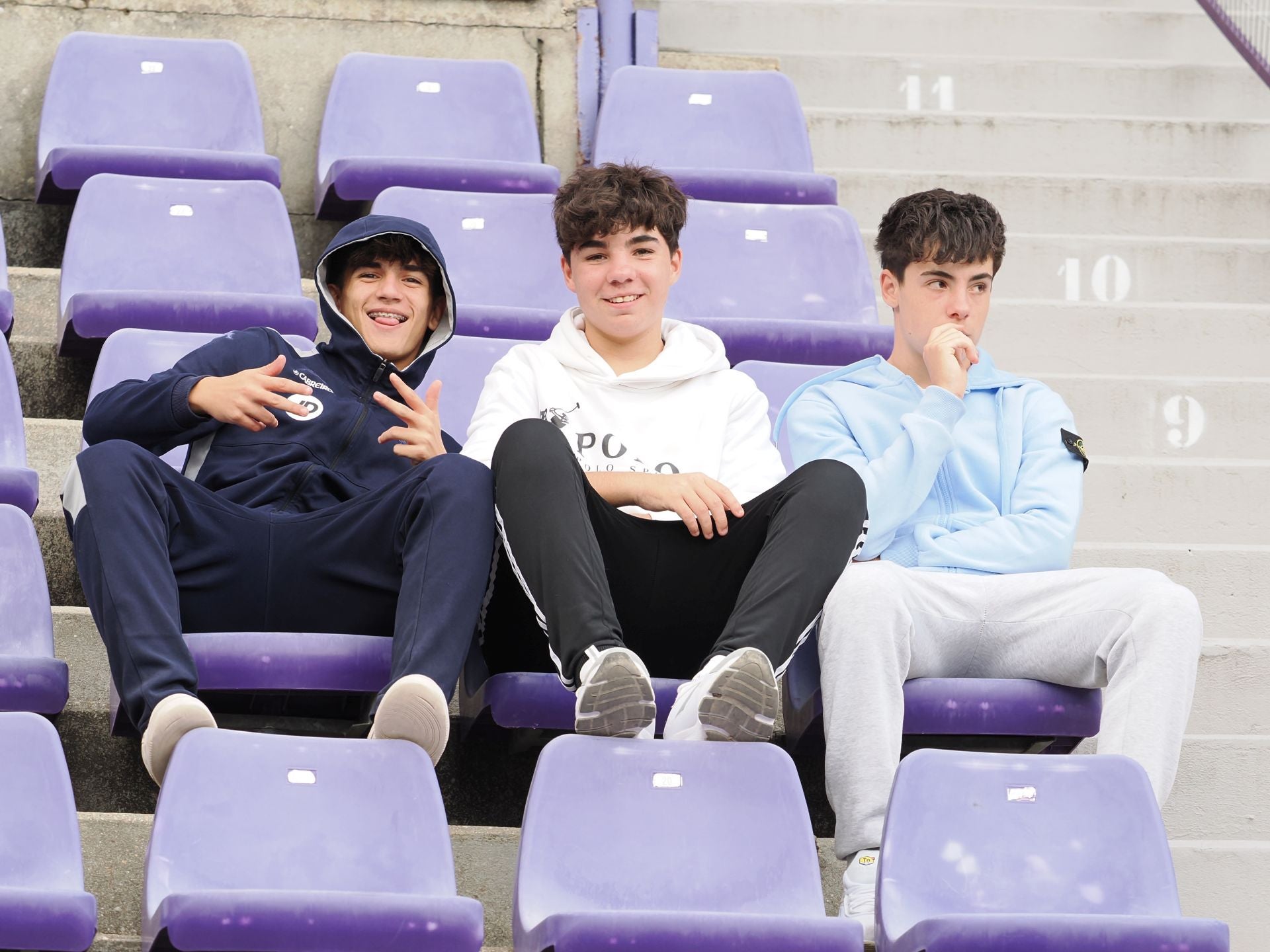 Búscate en la grada del Real Valladolid-Sporting de Gijón (1/4)