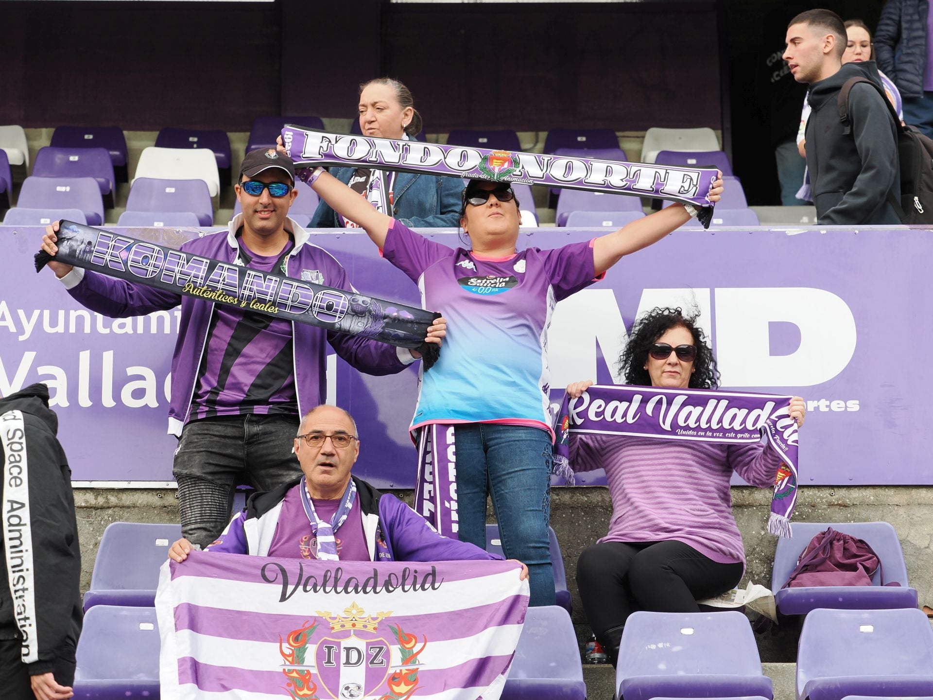 Búscate en la grada del Real Valladolid-Sporting de Gijón (1/4)
