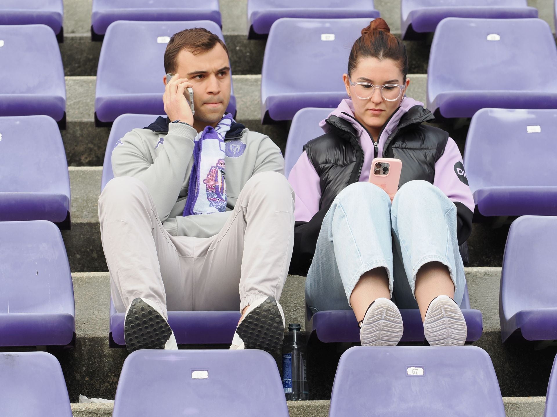 Búscate en la grada del Real Valladolid-Sporting de Gijón (1/4)