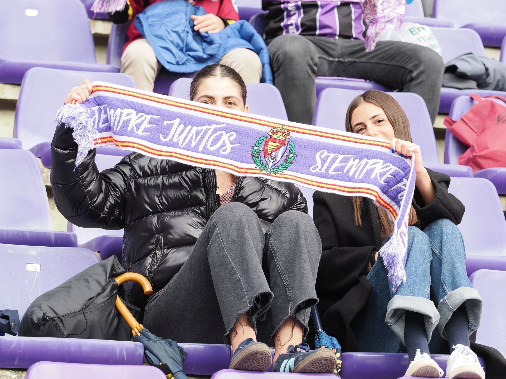 Búscate en la grada del Real Valladolid-Sporting de Gijón (1/4)