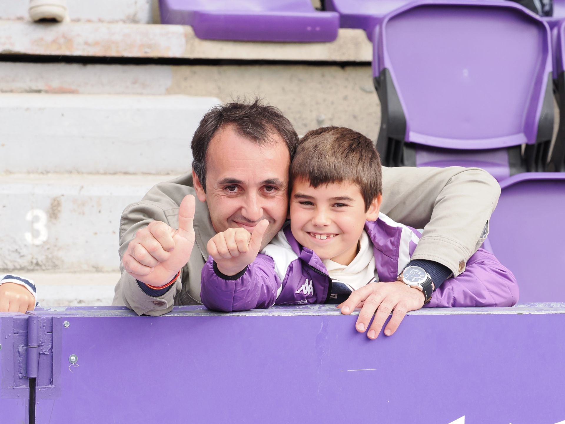 Búscate en la grada del Real Valladolid-Sporting de Gijón (2/4)