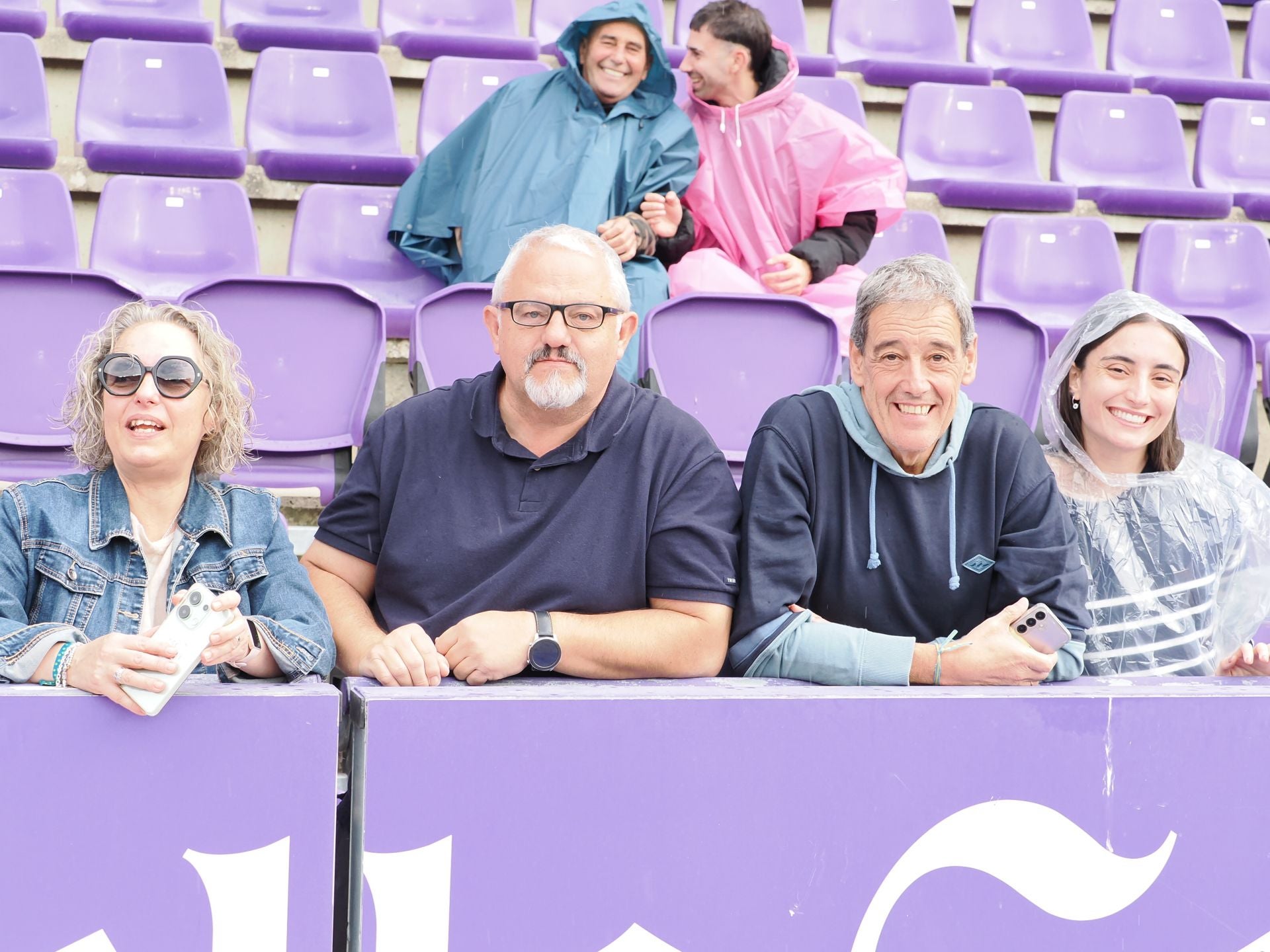 Búscate en la grada del Real Valladolid-Sporting de Gijón (3/4)