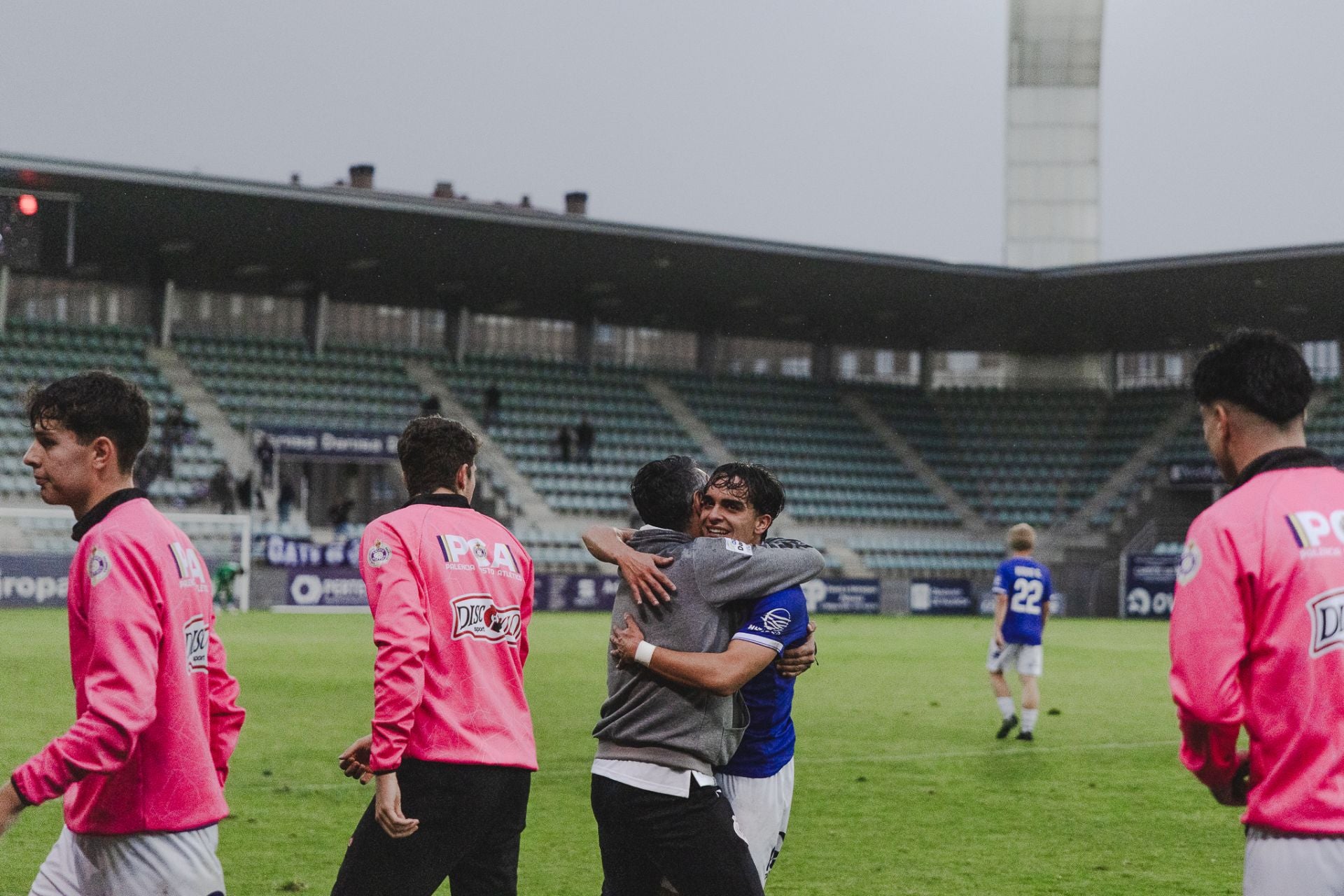 El Palencia Cristo se pone en cabeza