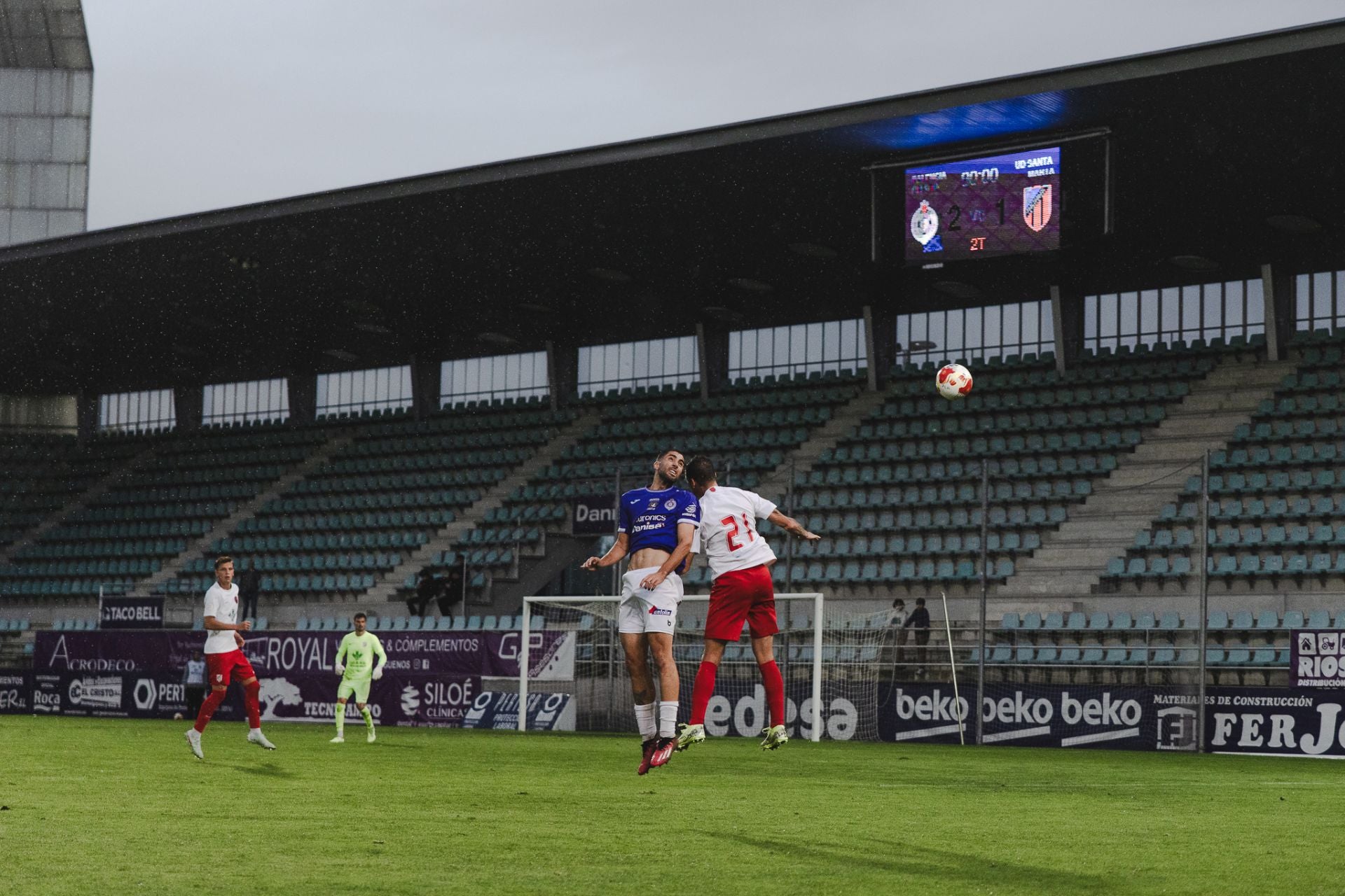El Palencia Cristo se pone en cabeza