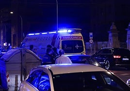 Ambulancia en una foto de archivo