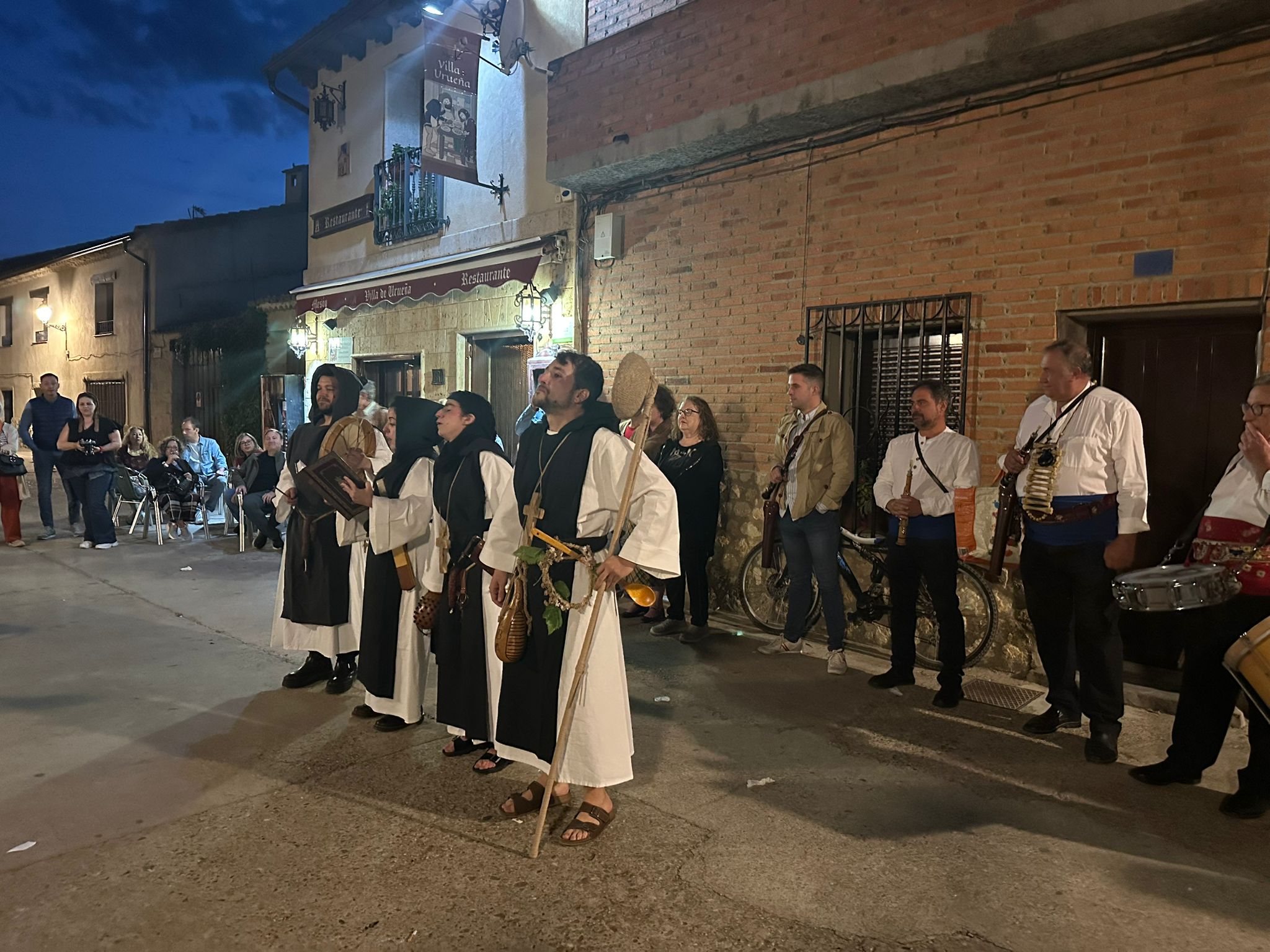 Urueña rinde homenaje al libro y a la cultura en un ambiente festivo