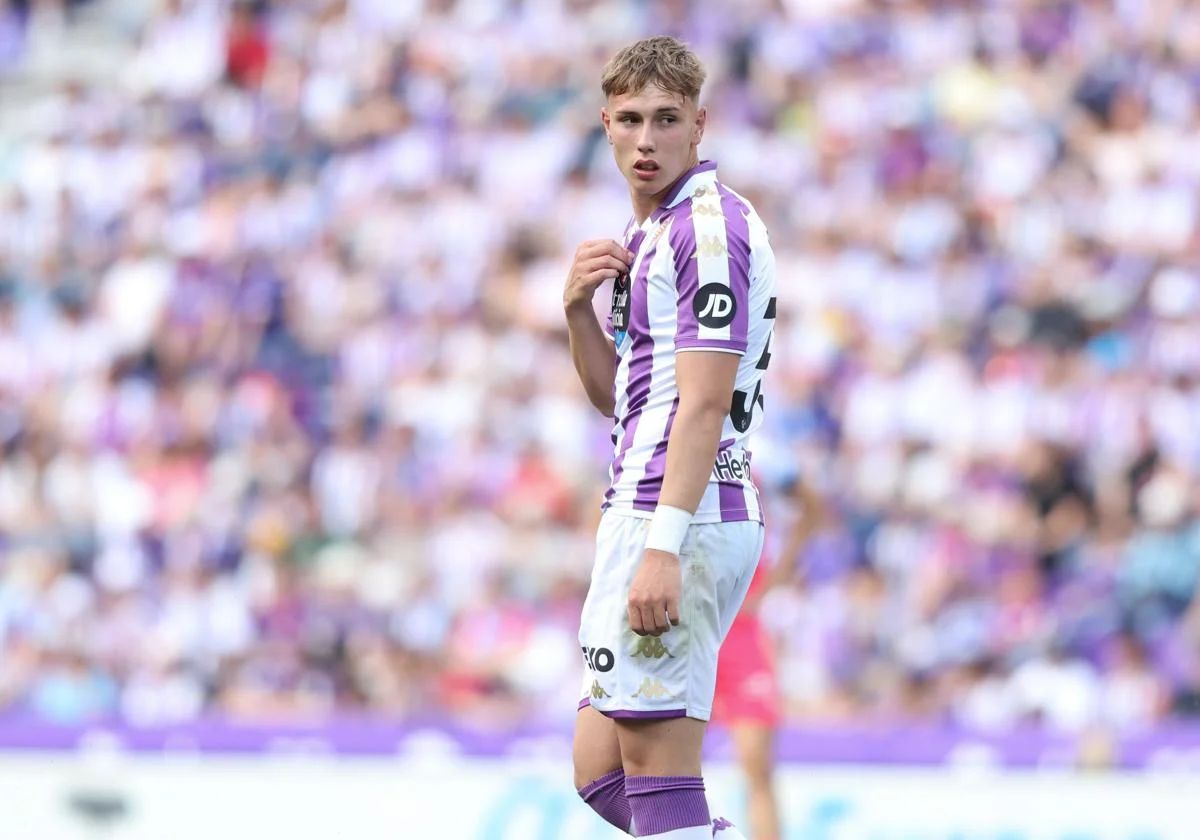 Arnu, con el Real Valladolid.
