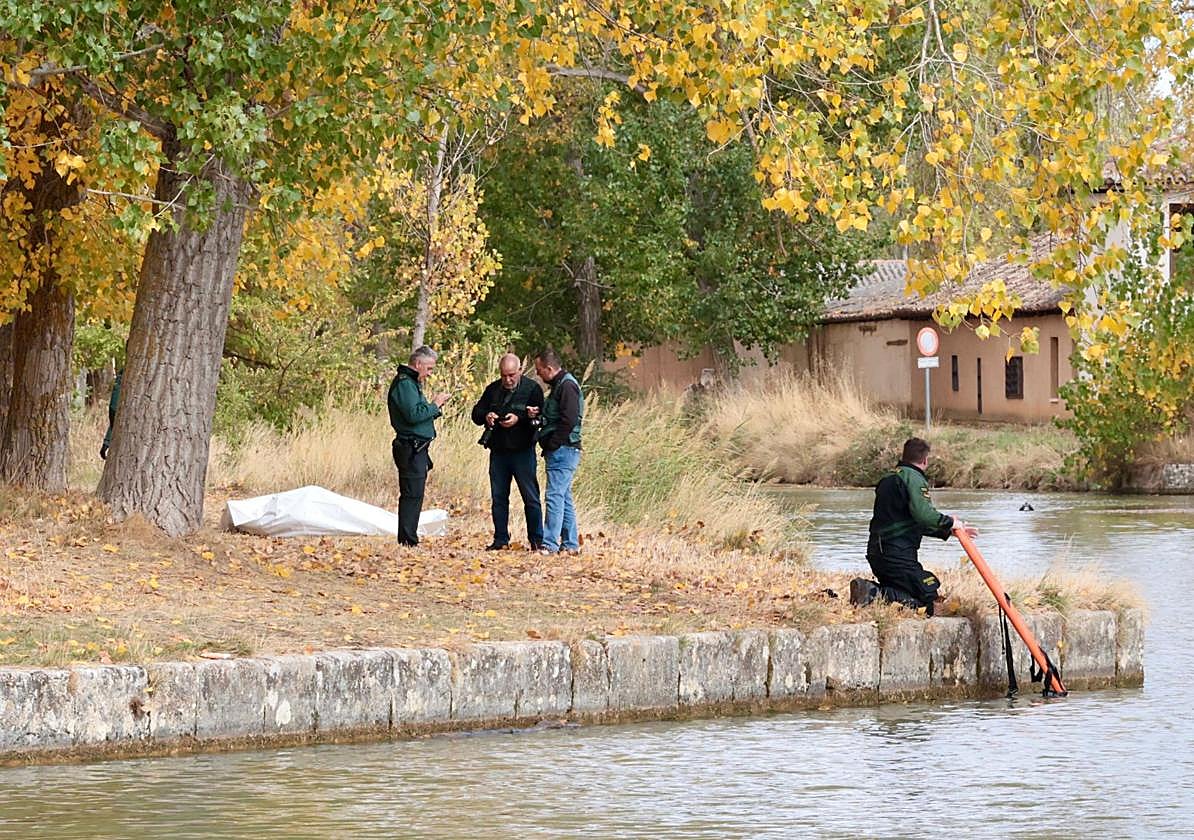 La Guardia Civil ha hallado este lunes el cuerpo sin vida de un hombre en el Canal en Medina de Rioseco.
