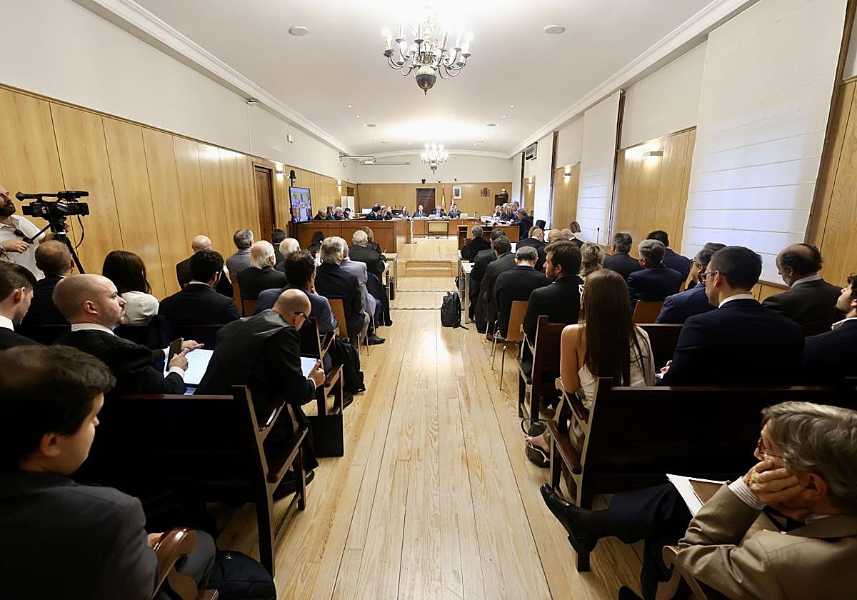 Inicio del juicio por la trama eólica el pasado 15 de septiembre en la Audiencia de Valladolid.