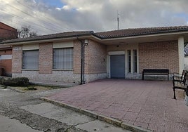 Vista exterior del velatorio municipal de Cuéllar.