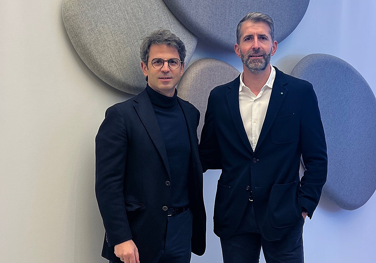 David Llorente, director técnico, y Carlos Pozo, director comercial de Absotec.