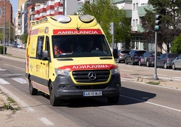 Herida una mujer de 47 años en una colisión entre dos turismos en Valladolid