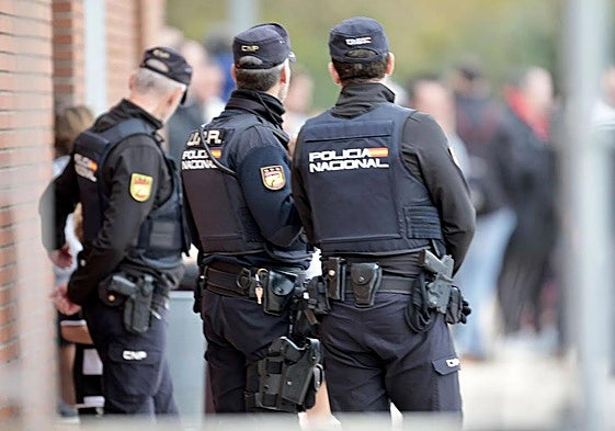 Agentes de la Policía Nacional, en una imagen de archivo.