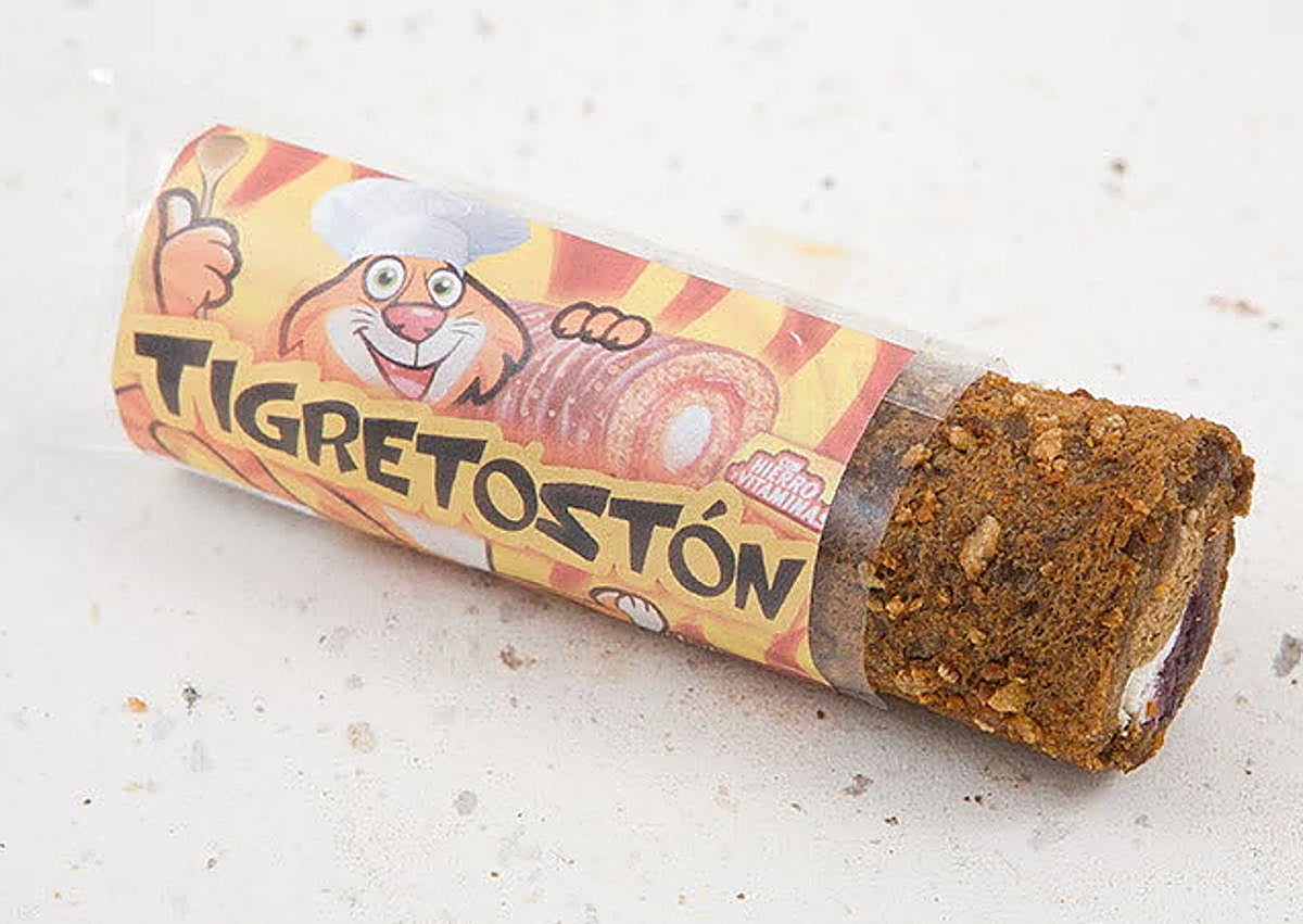 Imagen secundaria 1 - Patatas bravas de La Mejillonera y los pinchos 'Tigretostón' y 'Café, copa y puro' de Los Zagales.