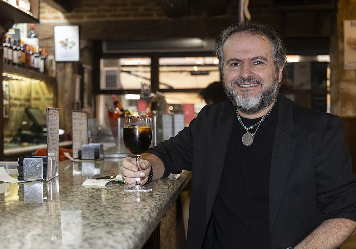 El Ilusionista vallisoletano Nano Arranz en Los Zagales.