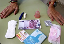 Muestrario de algunos métodos anticonceptivos que se pueden adquirir.