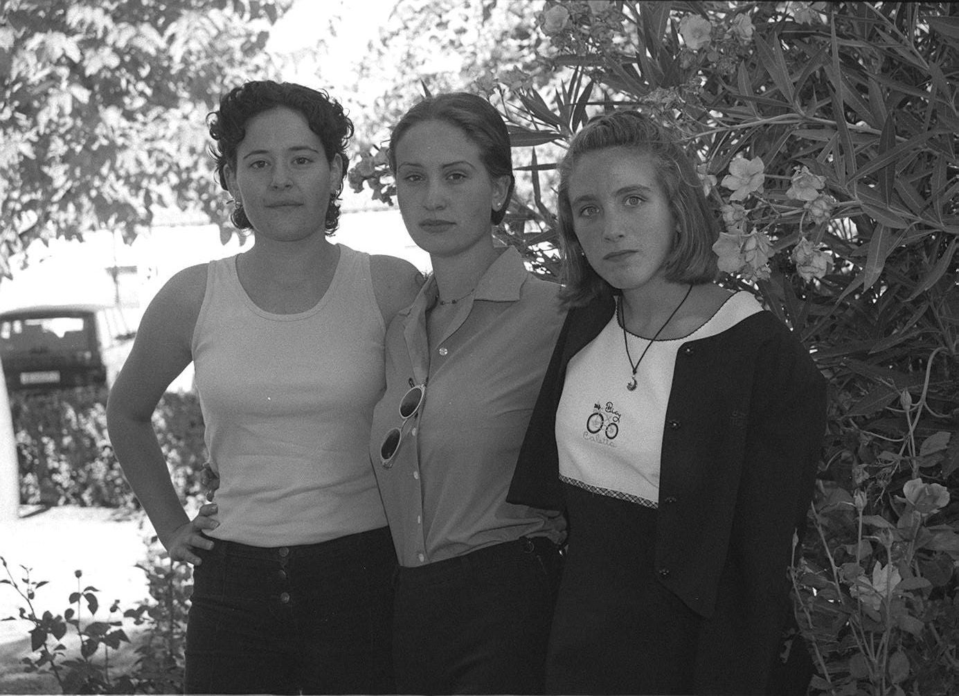 Las Reinas de las fiestas de Carpio en septiembre de 1998.