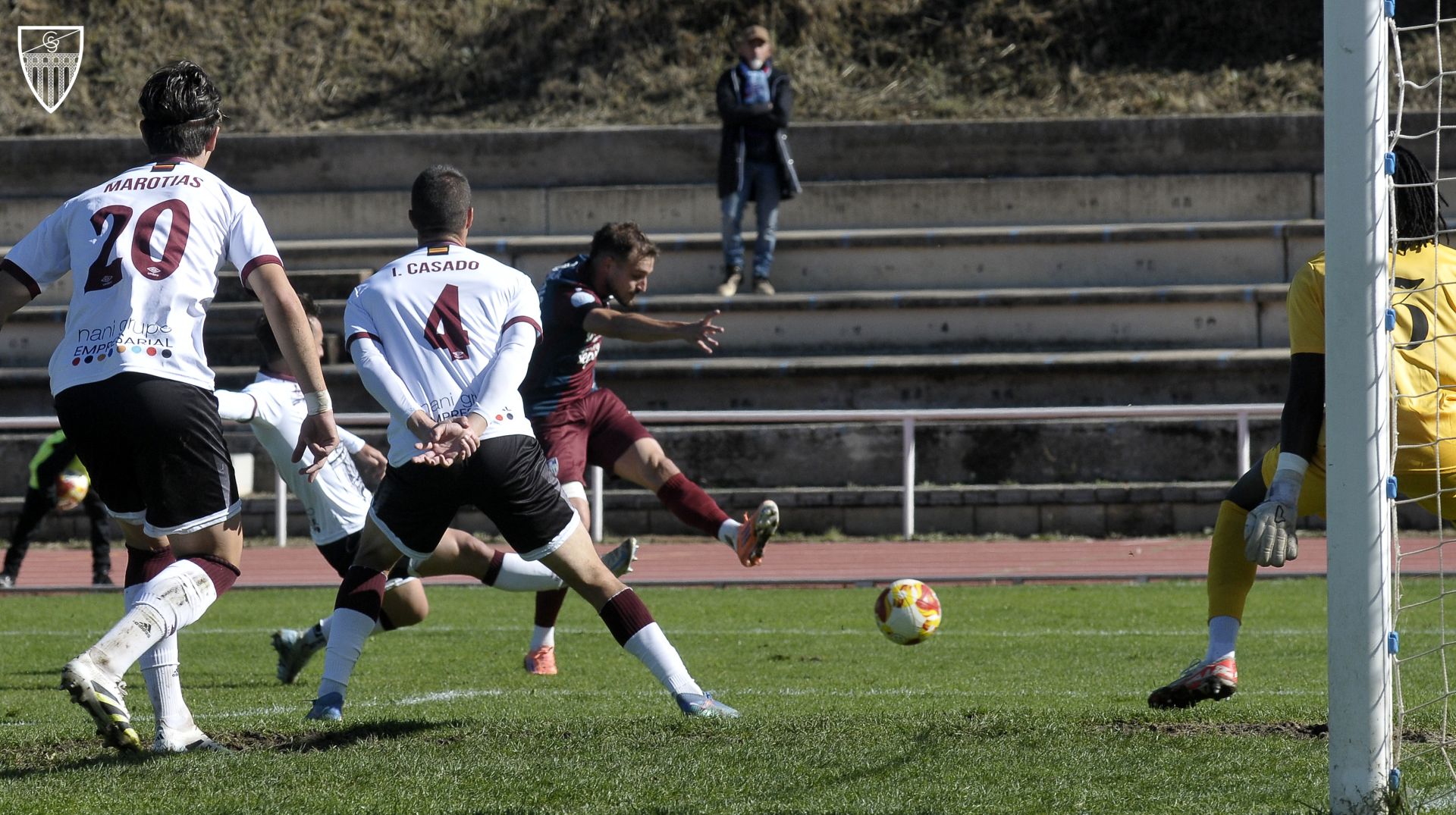 Fotos de la victoria de la Segoviana en Salamanca