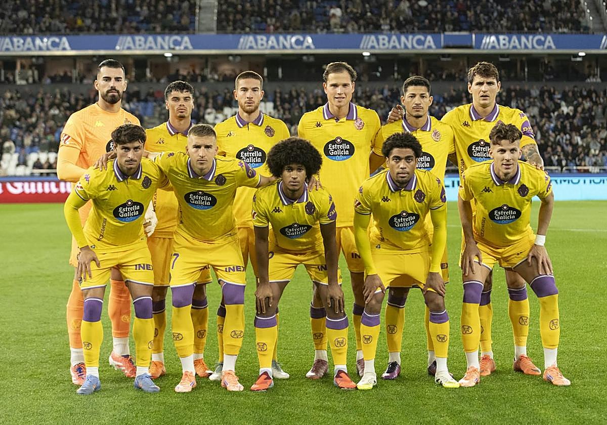 Once inicial del Real Valladolid ante el Deportivo de La Coruña