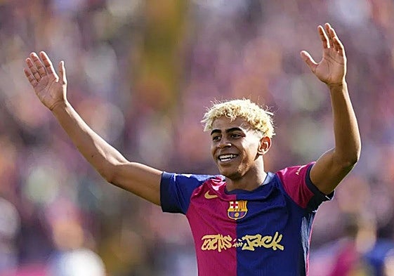 Lamine Yamal, delantero de FC Barcelona.