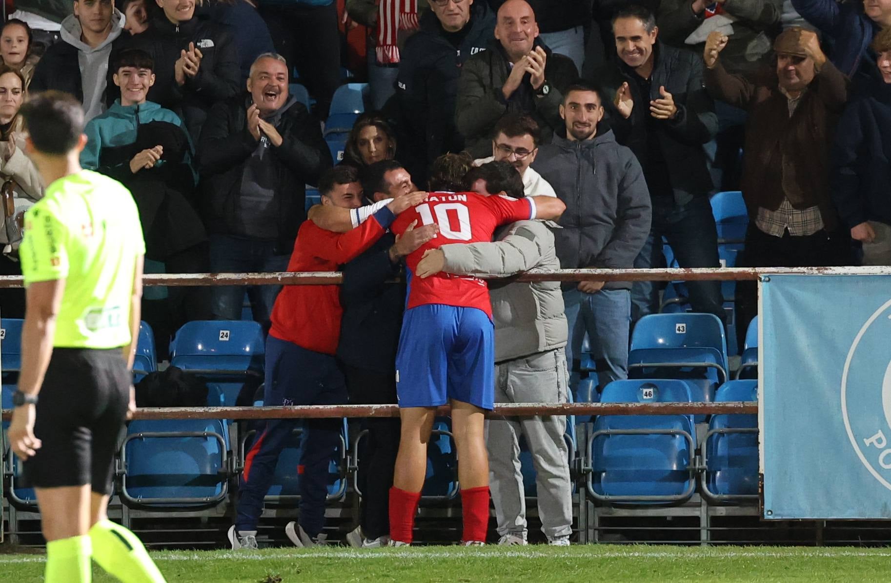Las imágenes de la derrota del Atlético Tordesillas ante el Burgos CF
