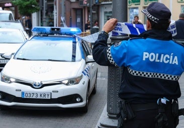 Irrumpe en mitad de clase y amenaza al profesor por «romperle» una ventana de su casa