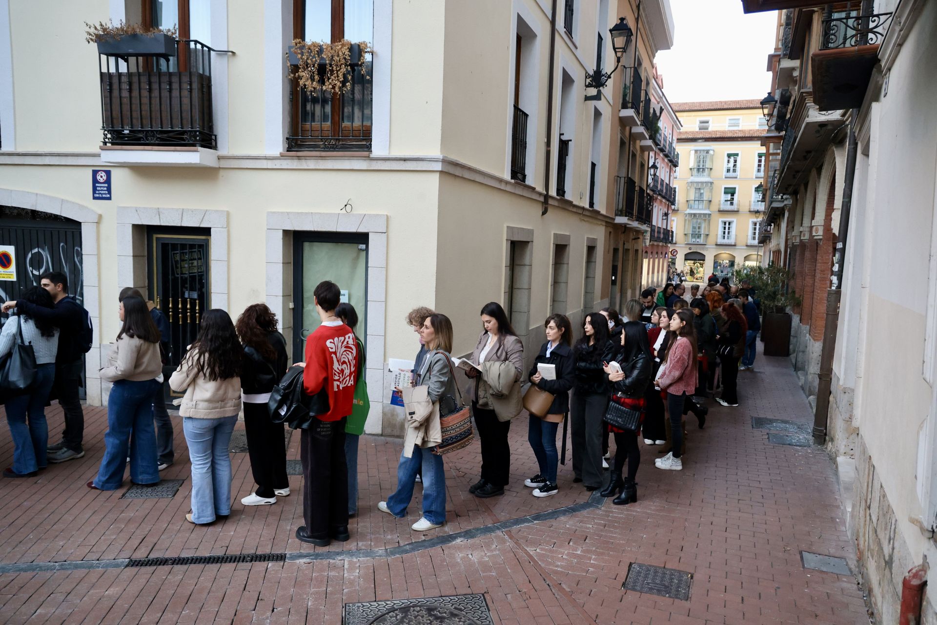 Firma de libros de Javier Castillo en Valladolid
