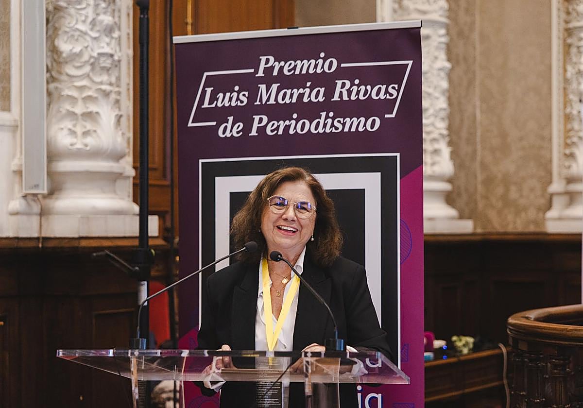 Lucía Méndez, en la entrega del premio, este miércoles en la Diputación.