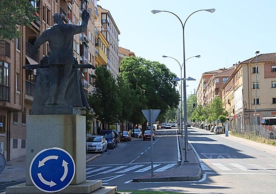 Primer tramo del paseo de Ezequiel González.