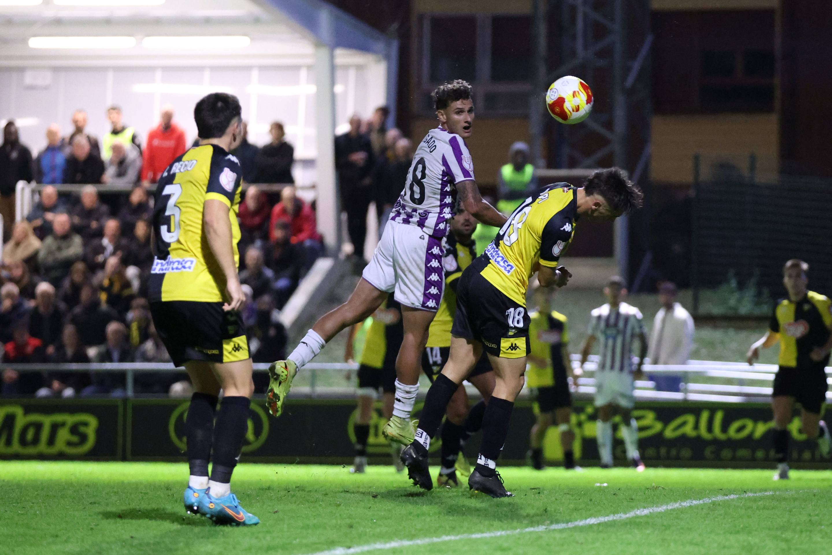 Las imágenes de la bochornosa eliminación del Real Valladolid