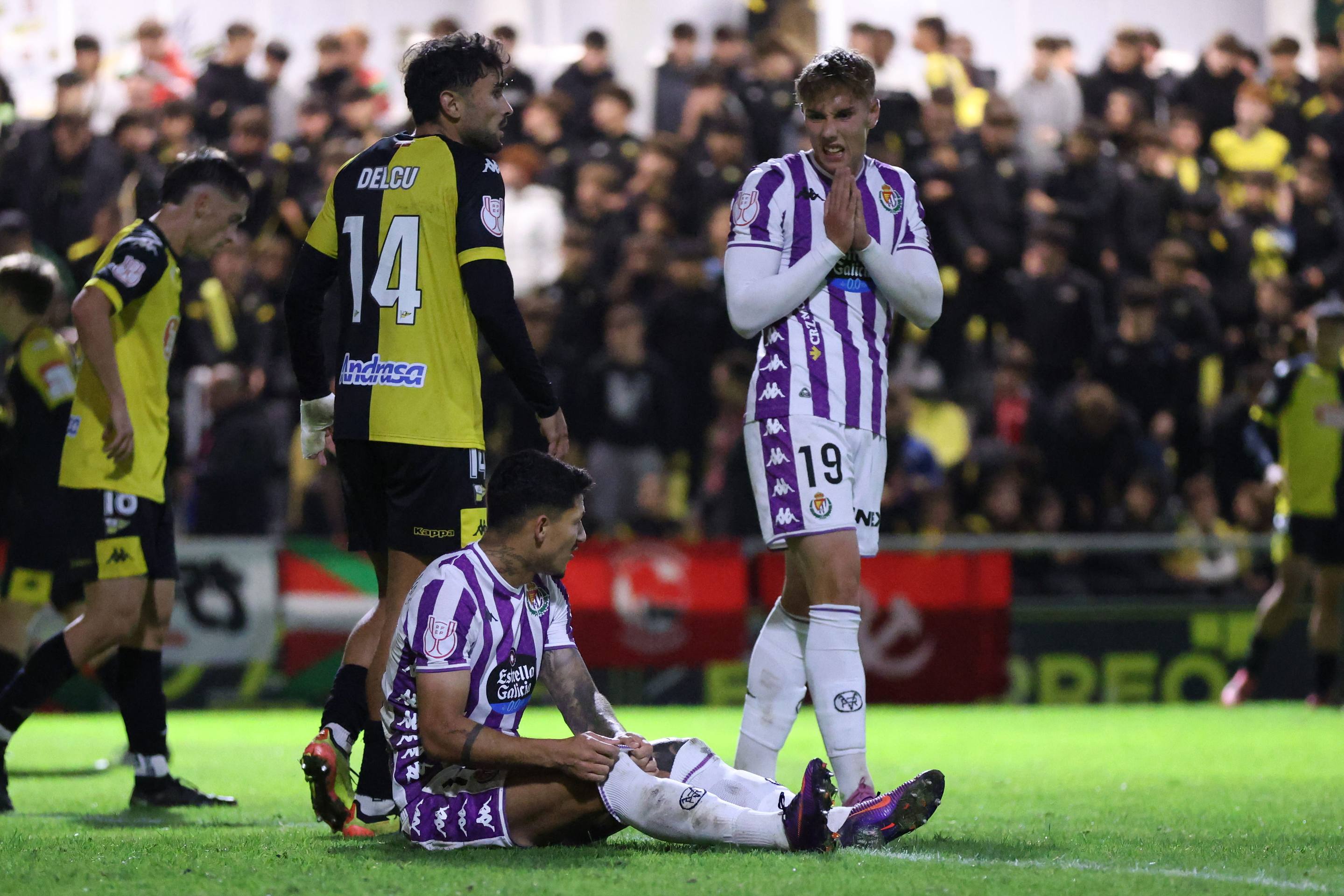 Las imágenes de la bochornosa eliminación del Real Valladolid