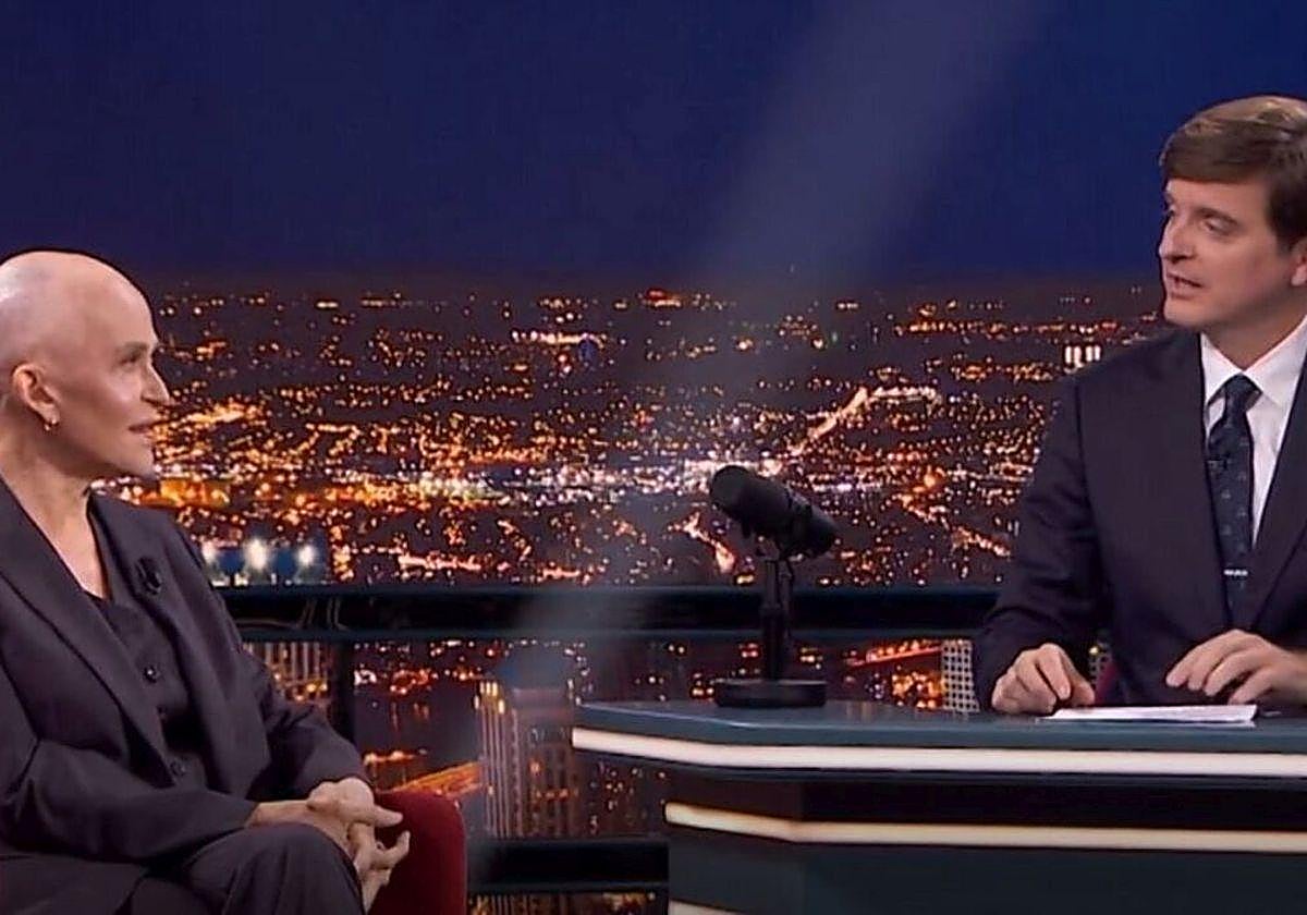 Antonia San Juan con Marc Giró, en 'Late Xou'.