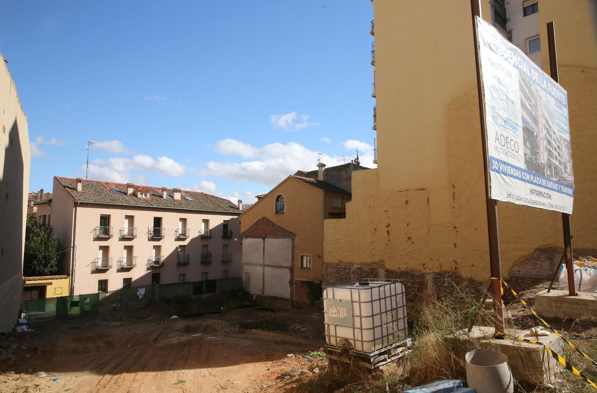 Solar entre Ezequiel González y Santo Domingo de Silos donde se construirá en breve.
