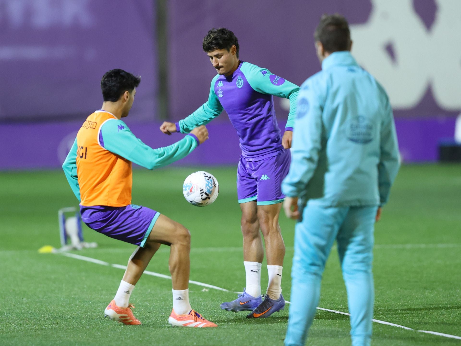 En imágenes el entrenamiento del Real Valladolid tras la eliminación en Copa del Rey ante el Club Portugalete