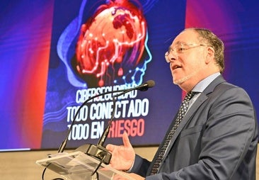 «Si antes protegíamos datos, ahora debemos proteger la mente»