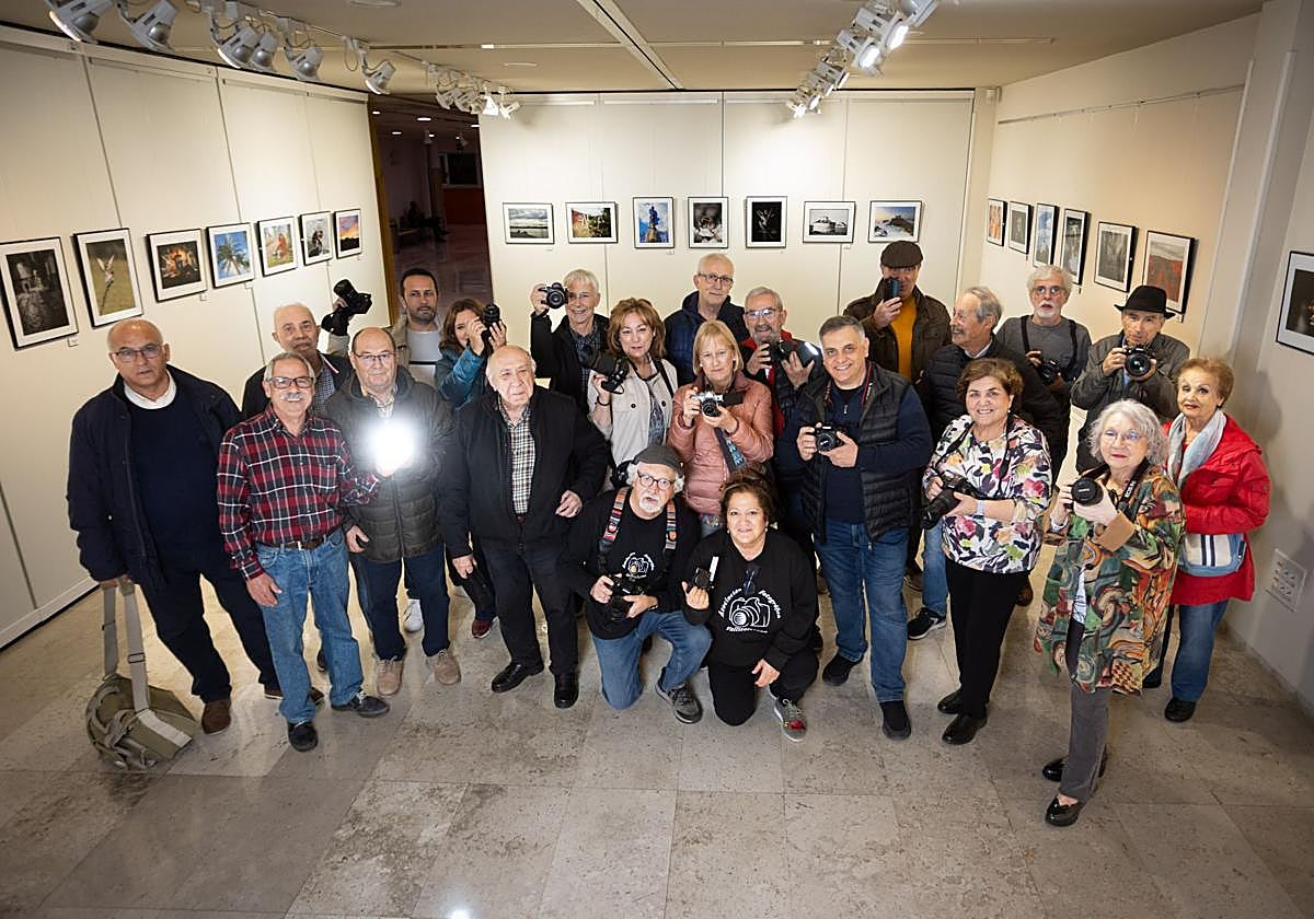 Integrantes de la Asociación Fotográfica Vallisoletana.