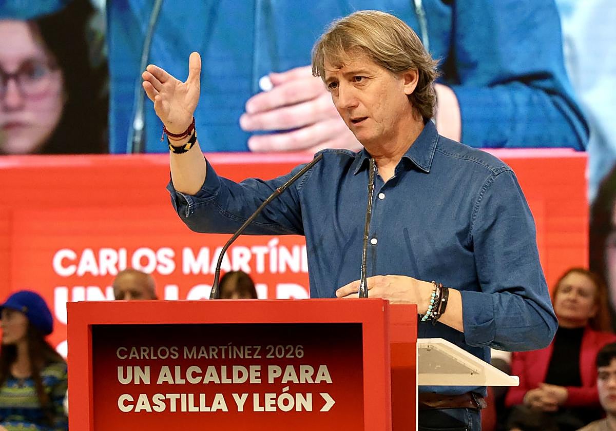 Carlos Martínez interviene en el acto de León el pasado domingo.