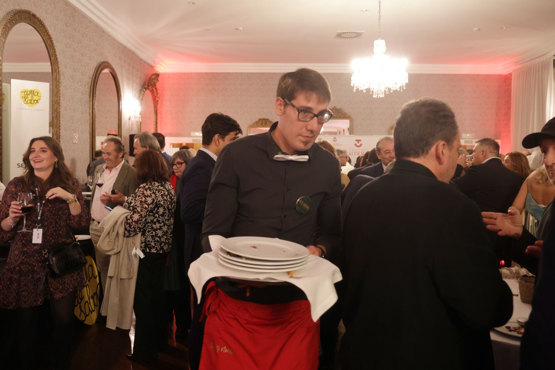 Cóctel de clausura de la 70 Seminci en el Salón de los Espejos del Teatro Calderón