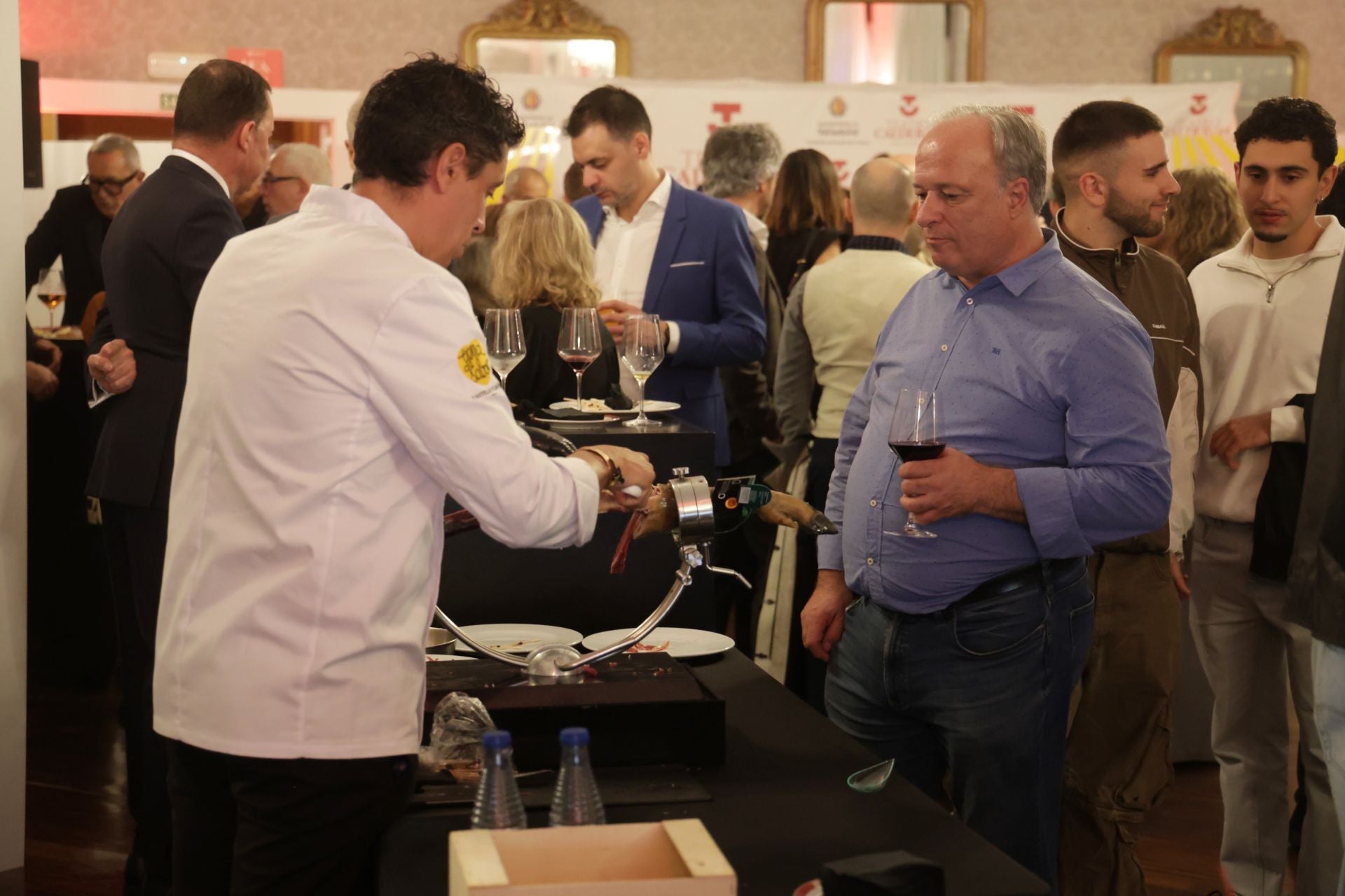 Cóctel de clausura de la 70 Seminci en el Salón de los Espejos del Teatro Calderón
