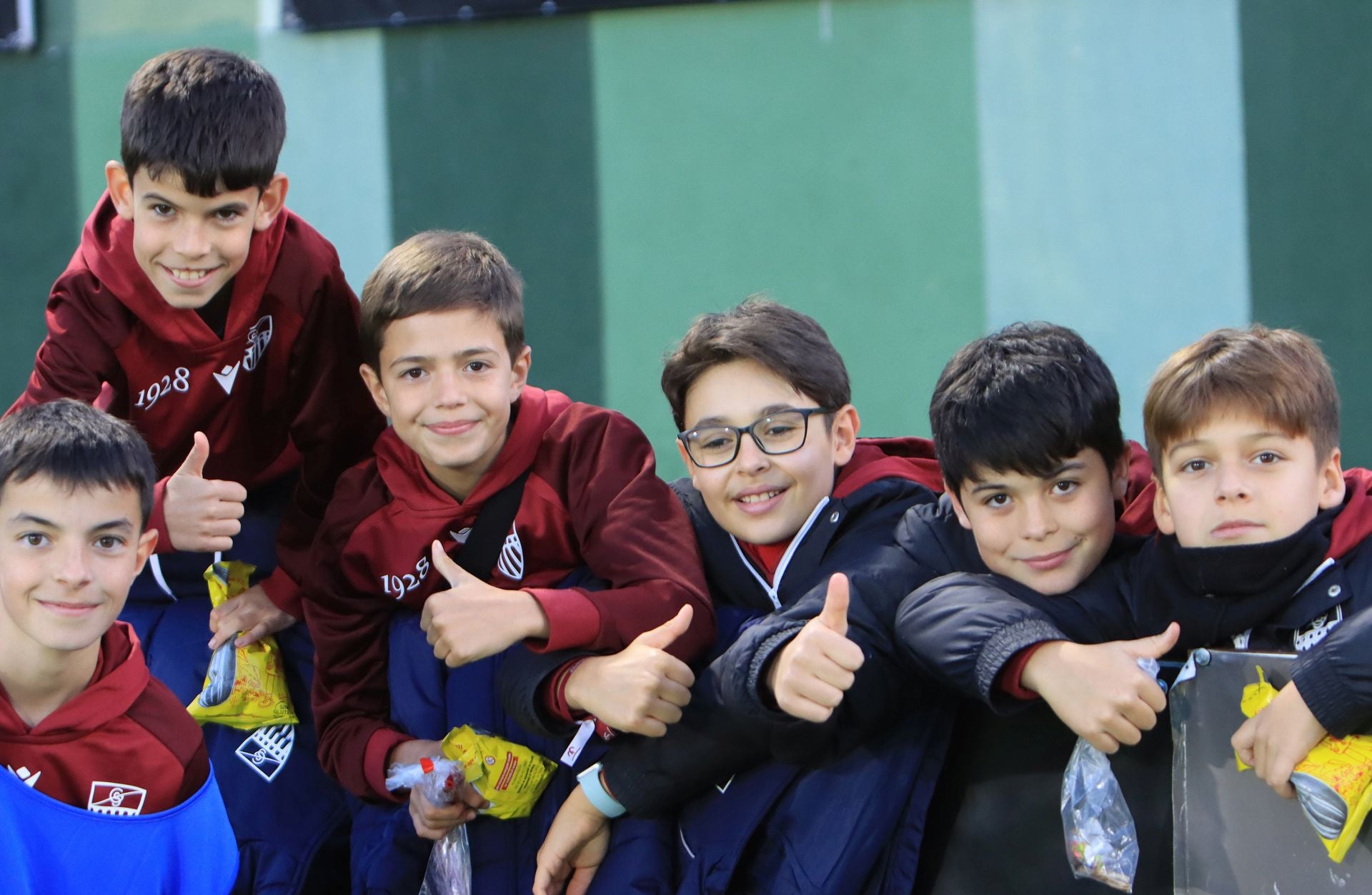 Búscate en las gradas de La Albuera durante el partido de la Segoviana