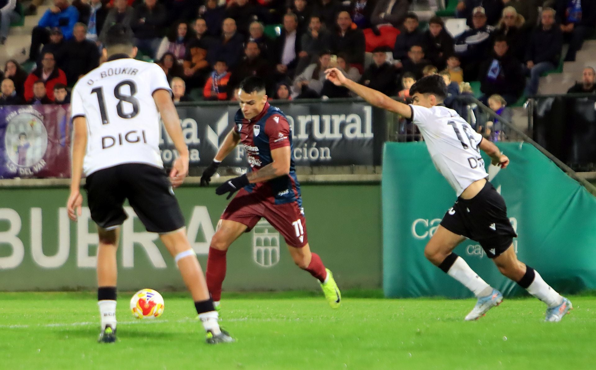 Fotos del partido entre la Segoviana y el Burgos Promesas