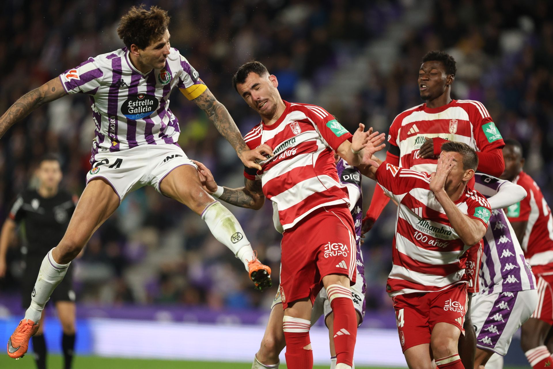 Las imágenes del partido entre el Real Valladolid y el Granada
