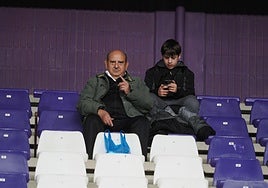 Búscate en la grada del estadio José Zorrilla (2/4)