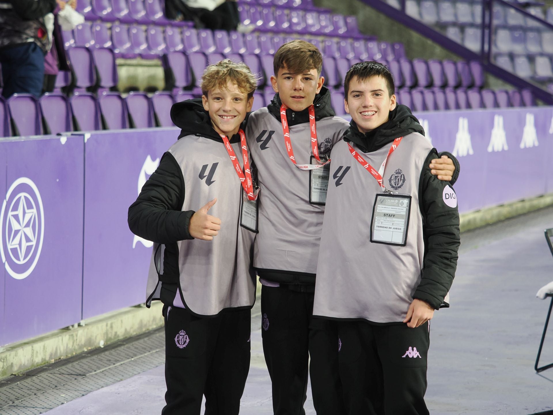 Búscate en la grada del estadio José Zorrilla (2/4)