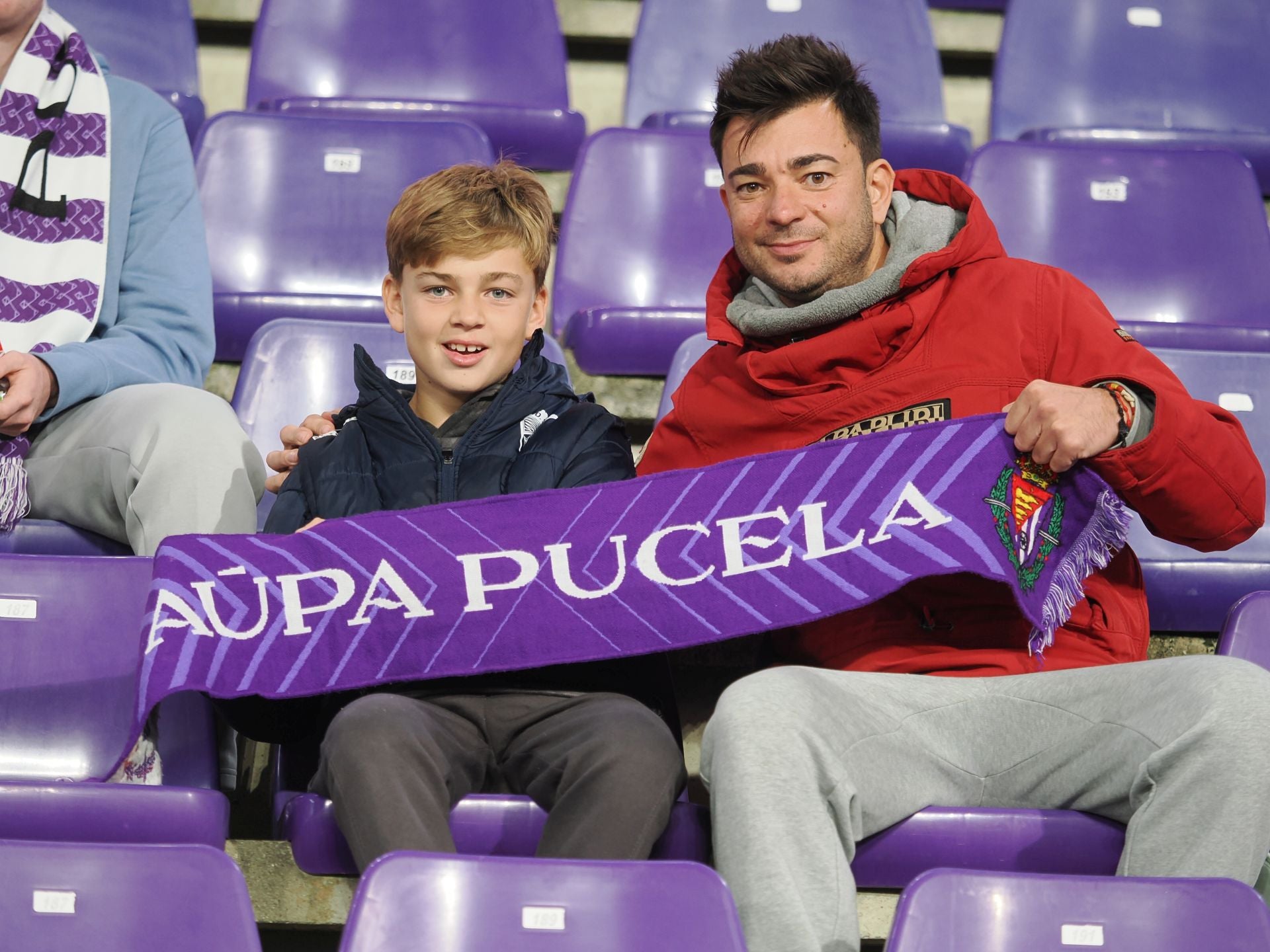 Búscate en la grada del estadio José Zorrilla (2/4)