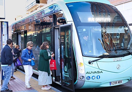 Autobús de Auvasa en el Día sin coche.