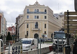 Antiguo edificio de la Agencia Tributaria en la plaza de Madrid, propiedad de la Junta de Castilla y León desde 2014.