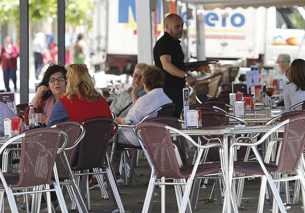 Terraza de Palencia, en una imagen de archivo.