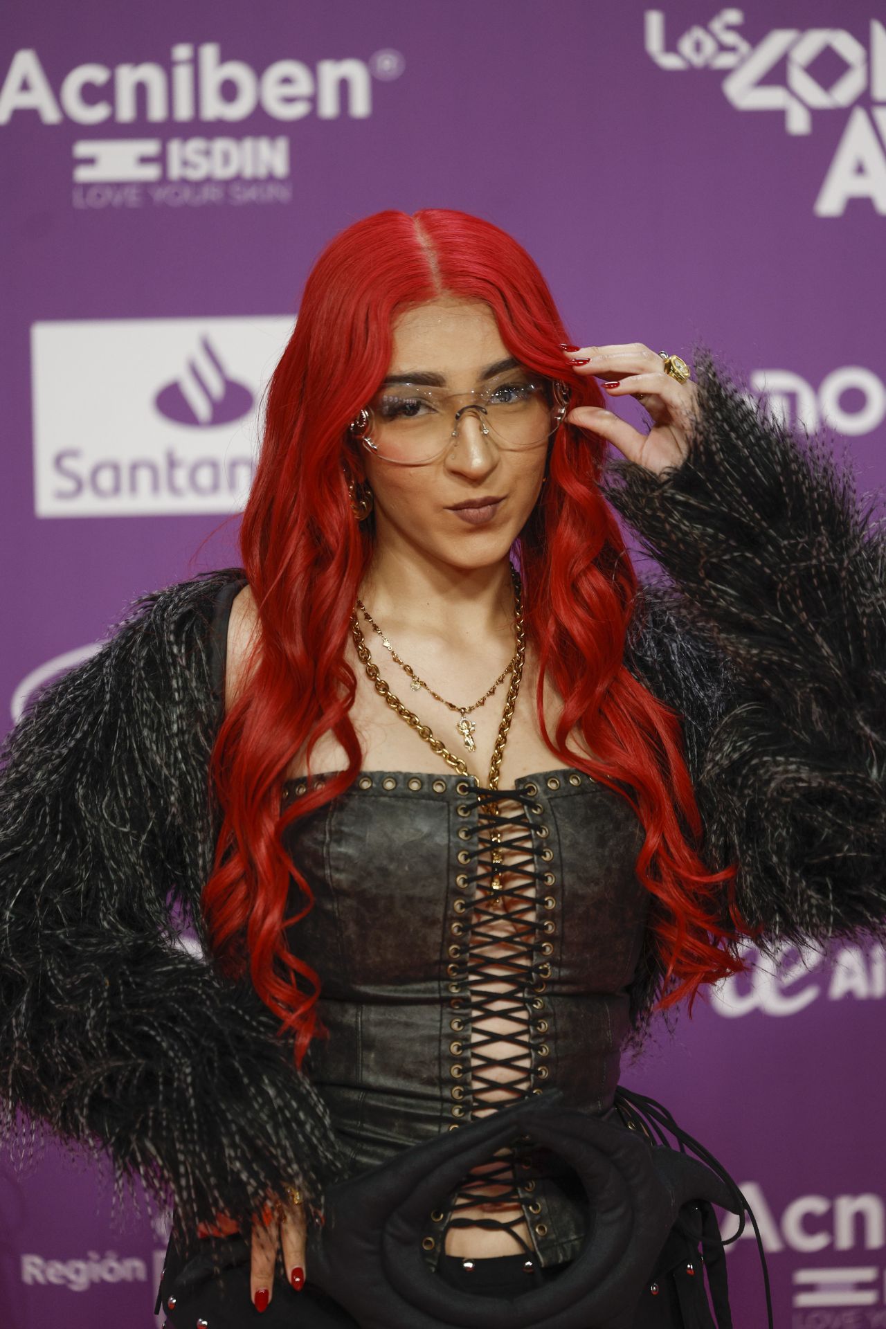 La cantante De la Rose.